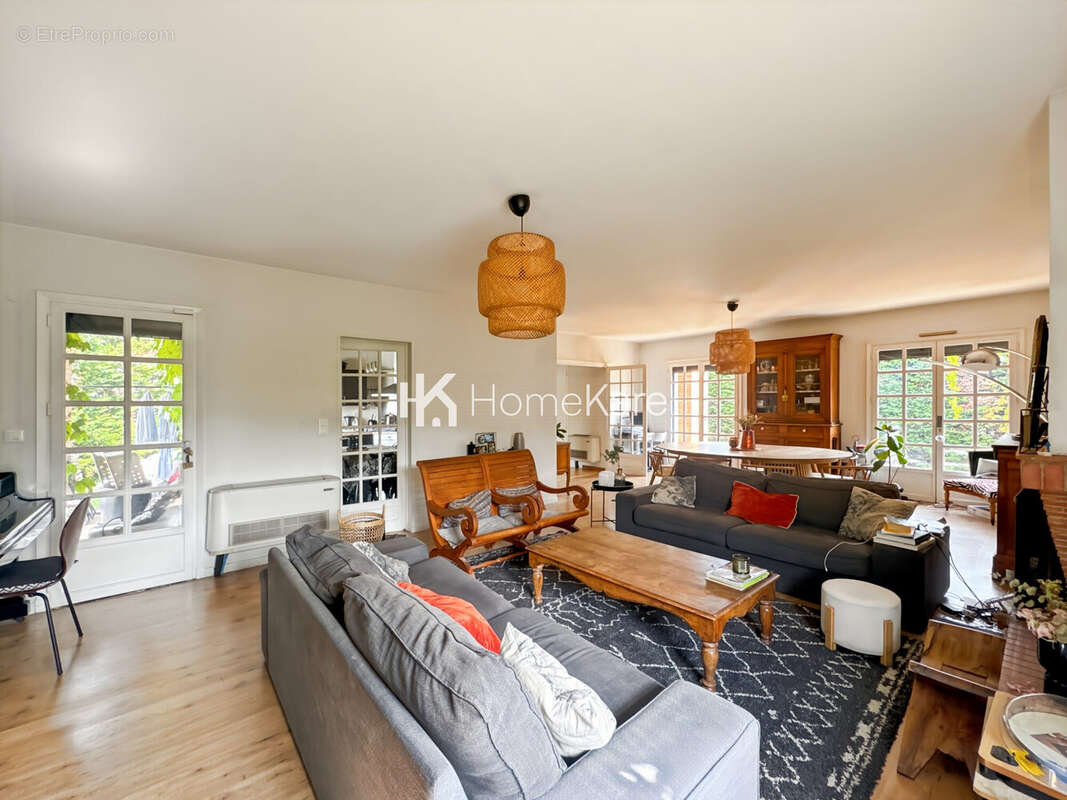 Maison à SAINT-ORENS-DE-GAMEVILLE