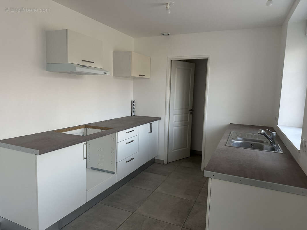 Appartement à SAINT-FARGEAU-PONTHIERRY