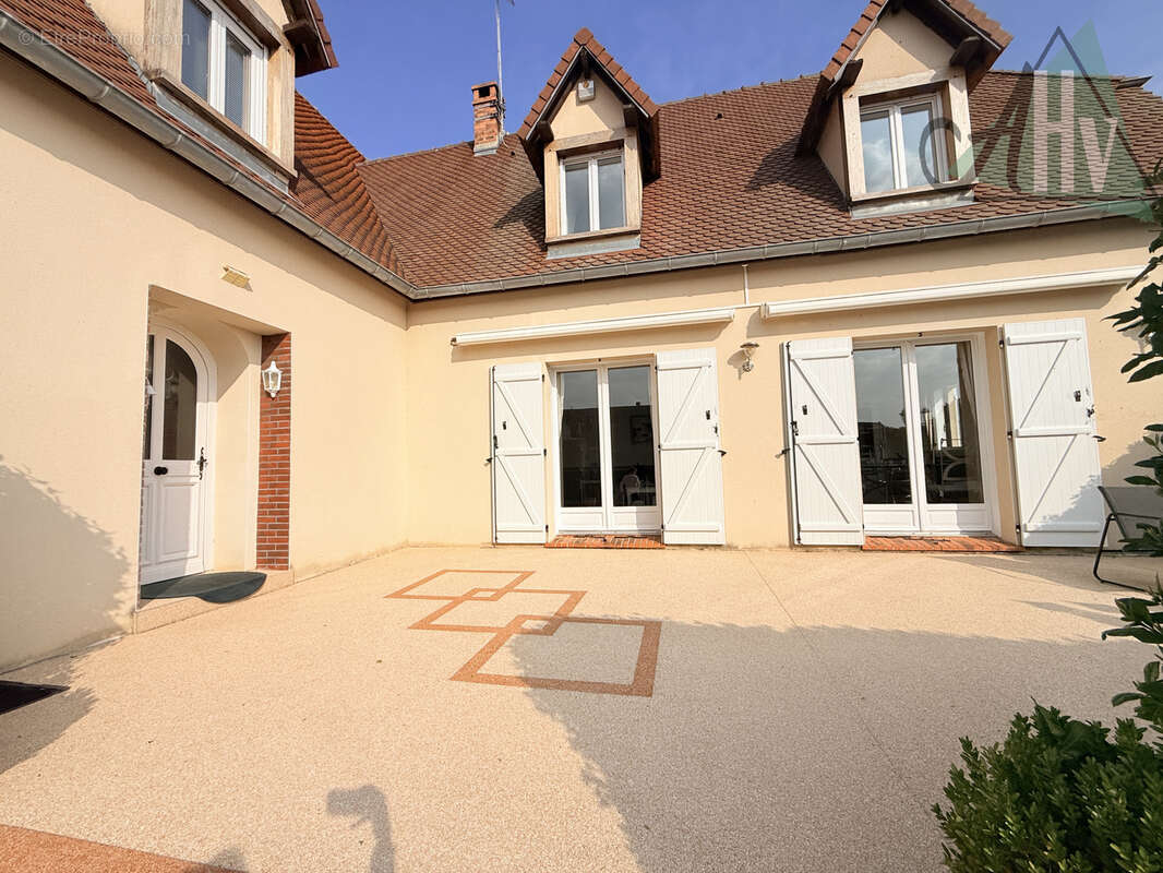 Maison à PLESSIS-BARBUISE