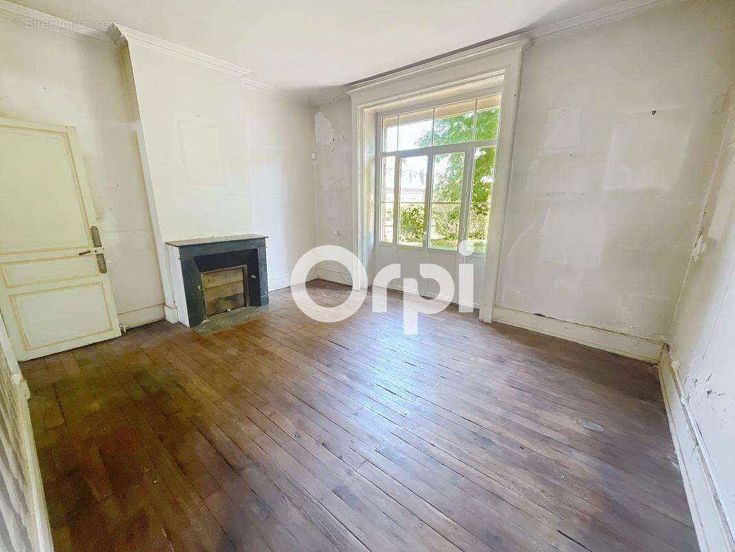 Appartement à BRIVE-LA-GAILLARDE