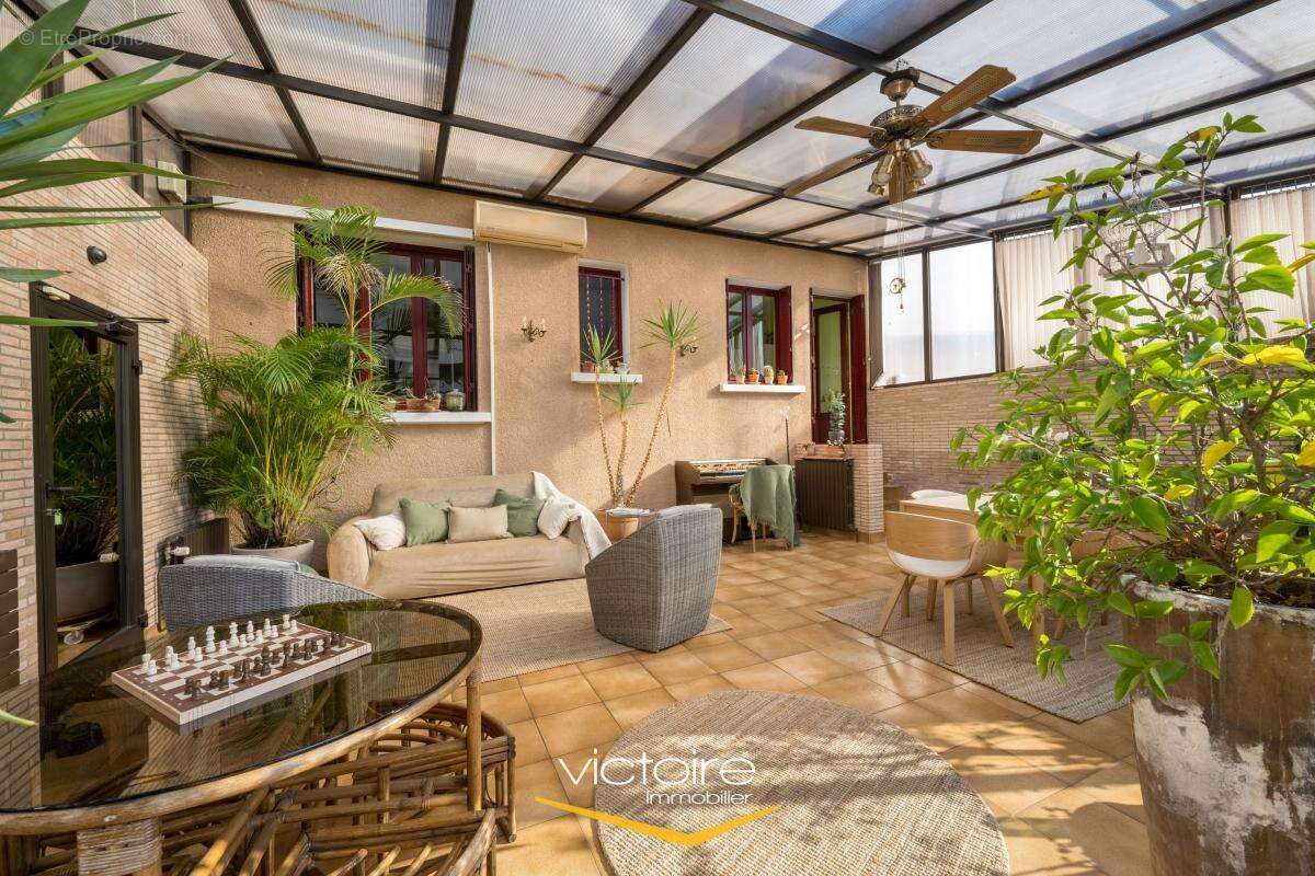 Maison à LYON-8E