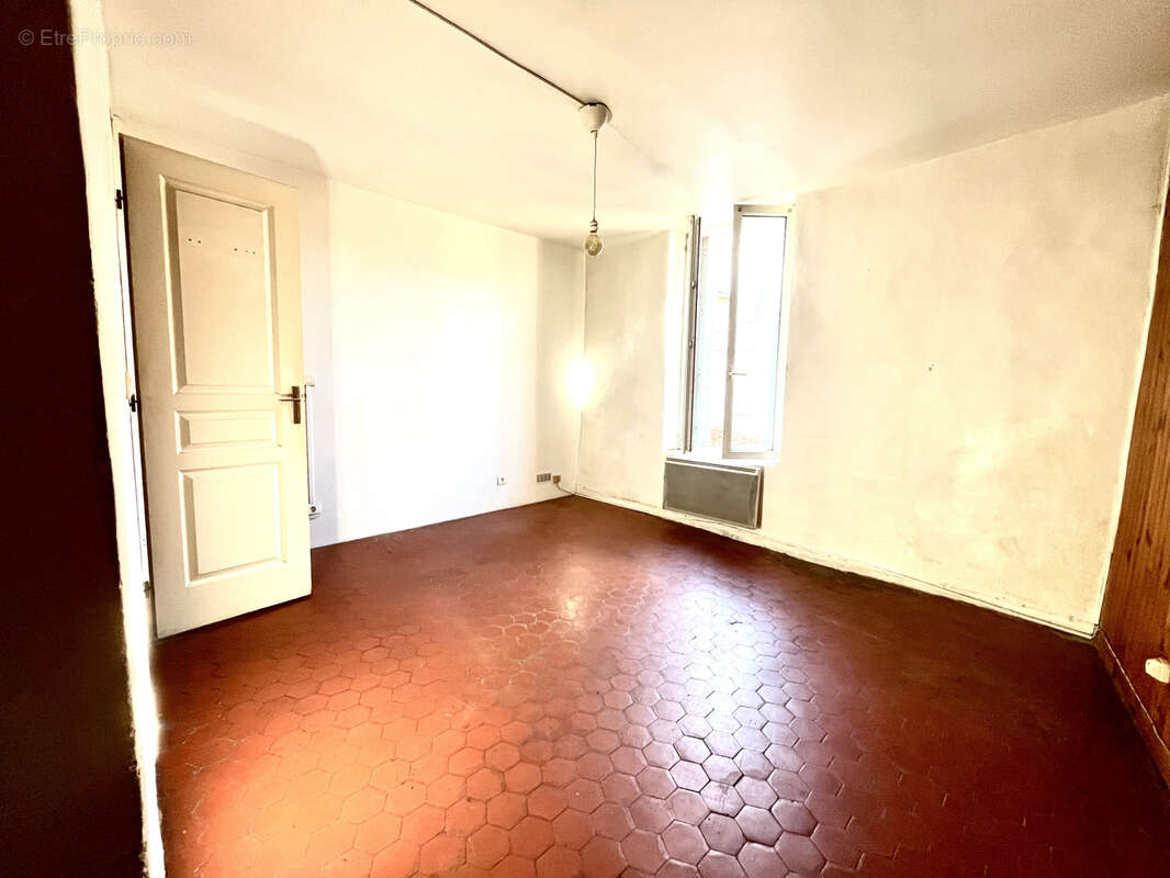 Appartement à MARSEILLE-12E