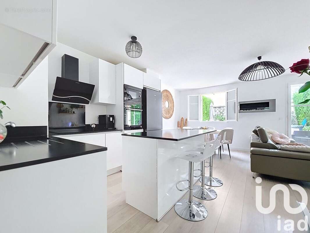 Photo 4 - Maison à MAROLLES-EN-HUREPOIX