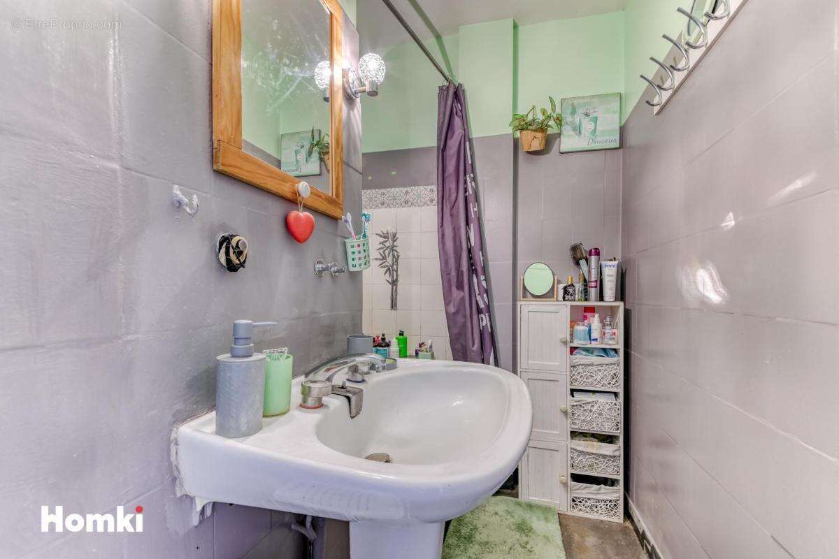 Appartement à BRON