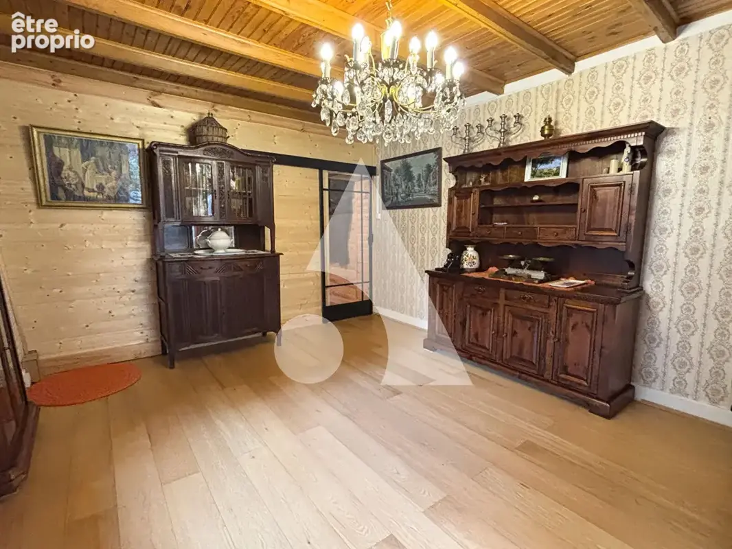 Maison de caractère avec jardin, grand garage, sauna et plus de 70 m² de combles ? haut valromey - photo 10