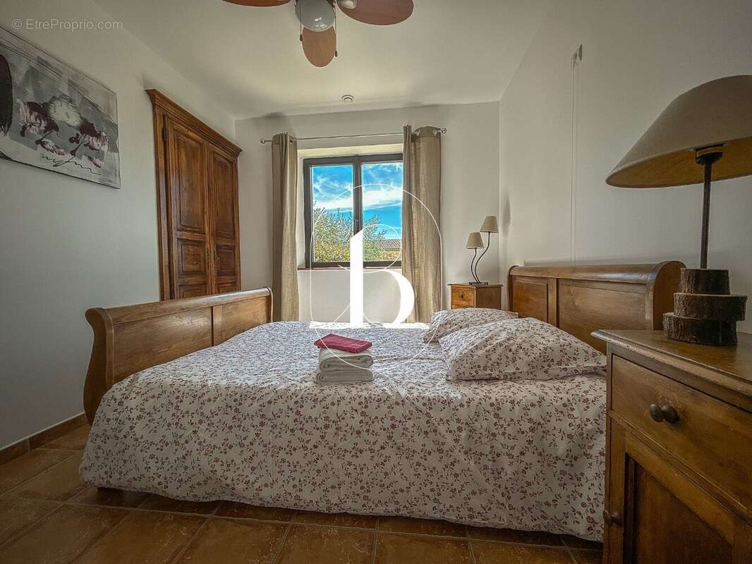 Maison 106 m² à Orgnac-L'aven  - photo 17