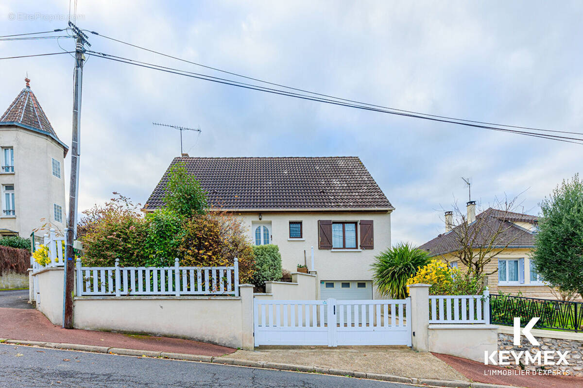 Maison à FRANCONVILLE