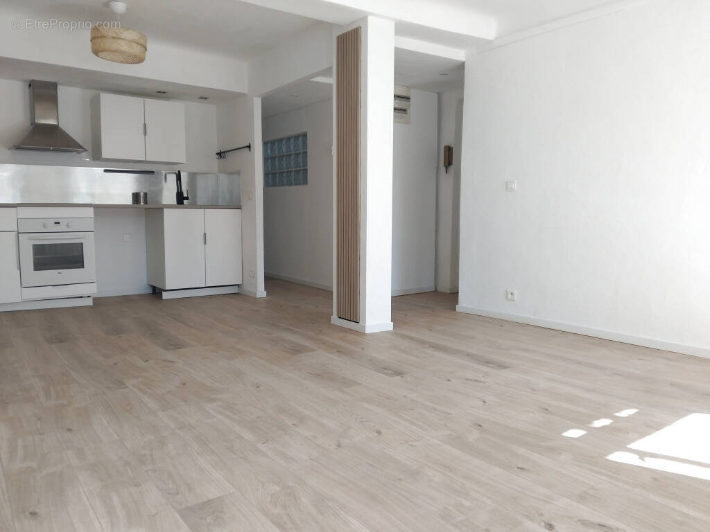 Appartement à HYERES