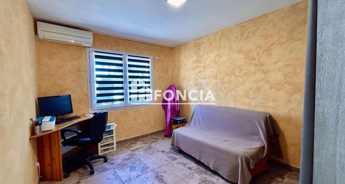 Maison à SAINT-GENIS-DES-FONTAINES