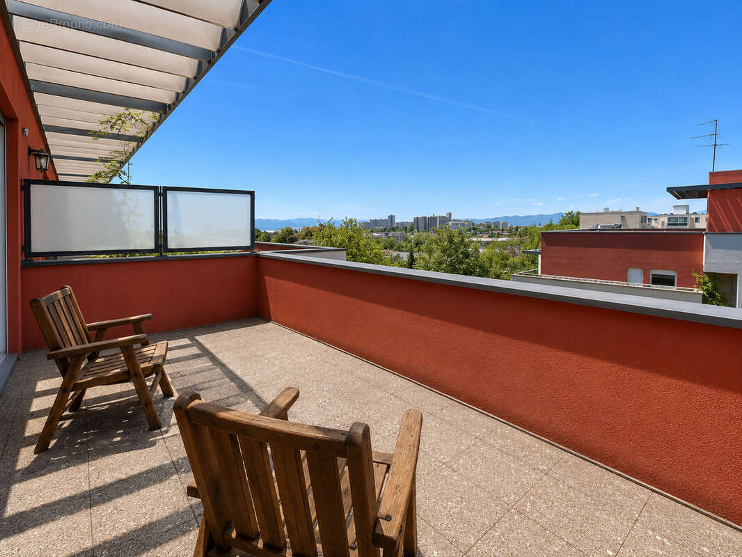Appartement à CALUIRE-ET-CUIRE