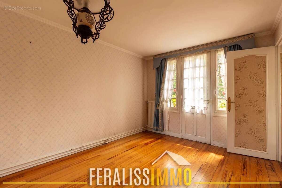 Maison à LE PERCHAY