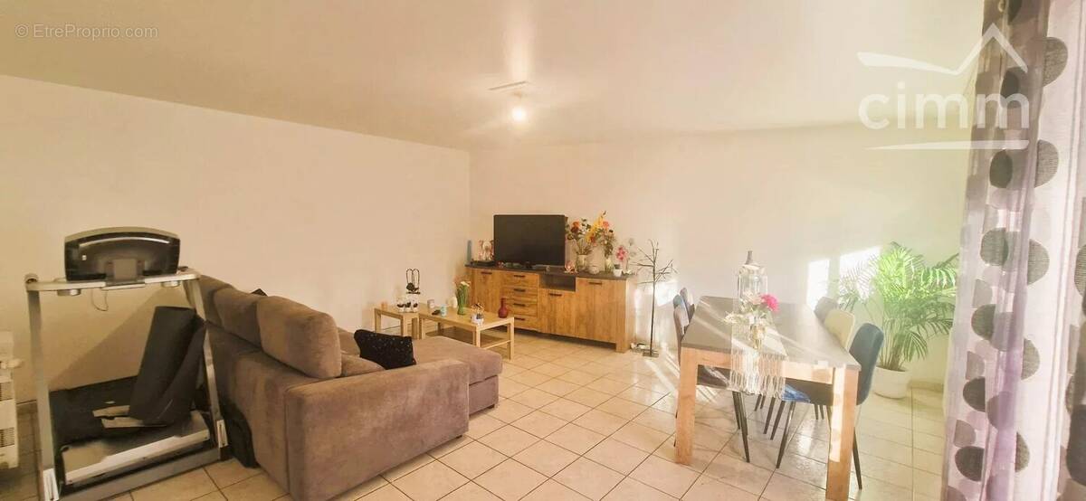 Appartement à LA TOUR-DU-PIN