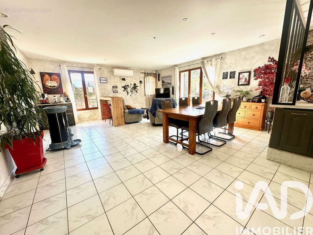 Photo 8 - Maison à PIOLENC