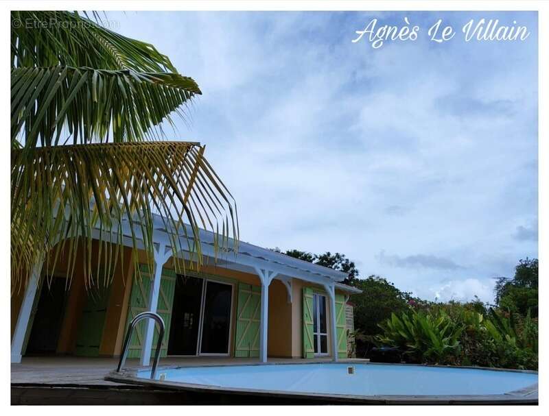 Maison à TERRE-DE-BAS