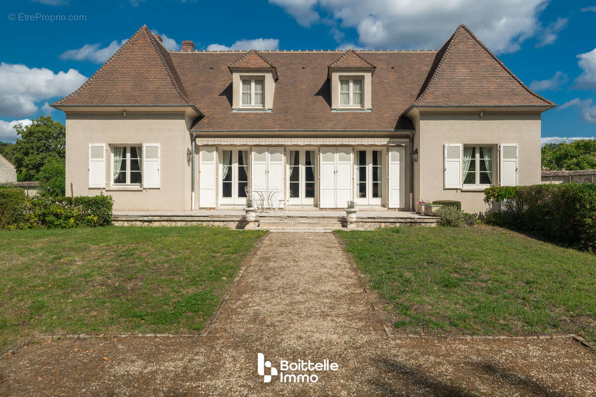 Maison à BOURRON-MARLOTTE