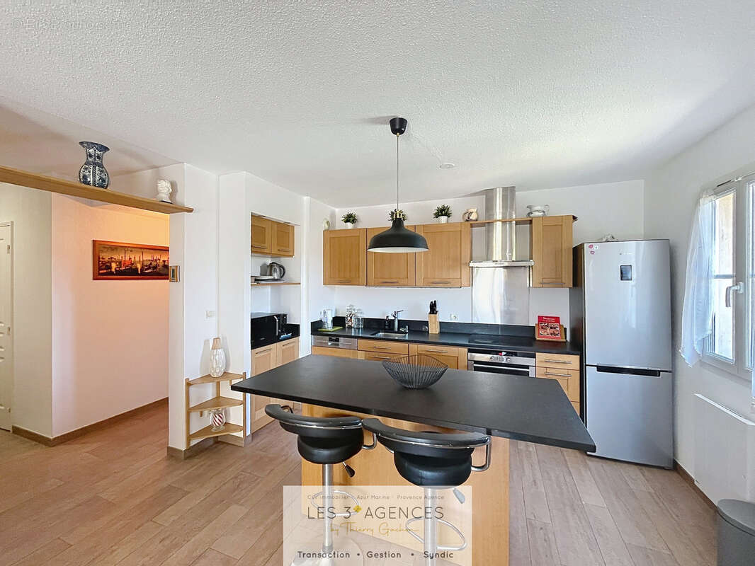Appartement à COGOLIN