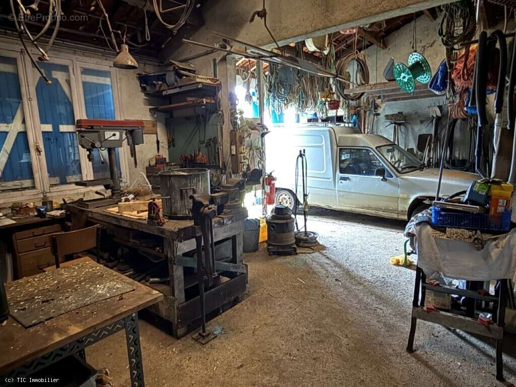 Maison à VERTEUIL-SUR-CHARENTE