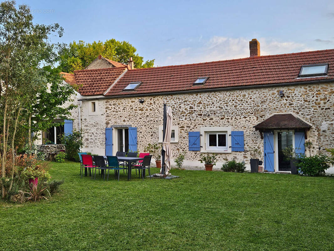 Maison à JOUARS-PONTCHARTRAIN