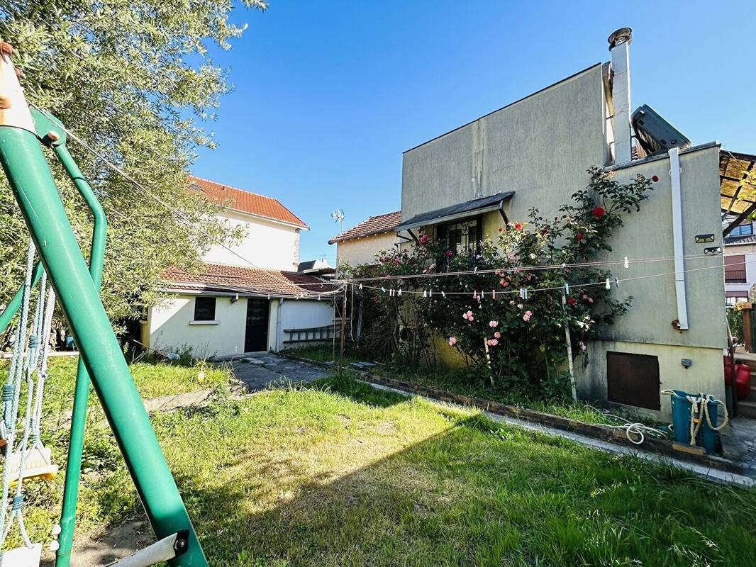 Maison à LE BLANC-MESNIL