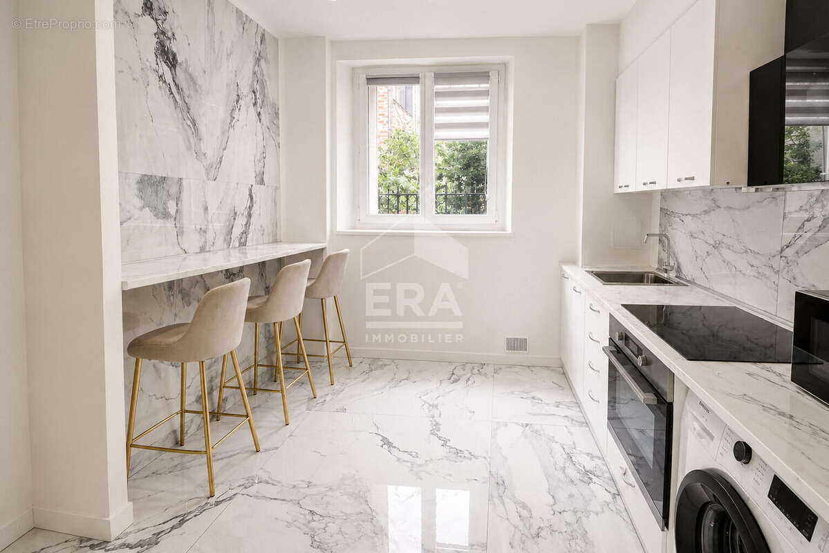 Appartement à LEVALLOIS-PERRET
