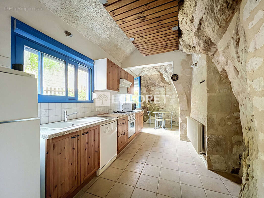 Maison Le Puy Notre Dame - photo 15