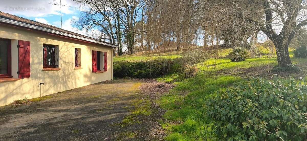 Maison à DURFORT-LACAPELETTE
