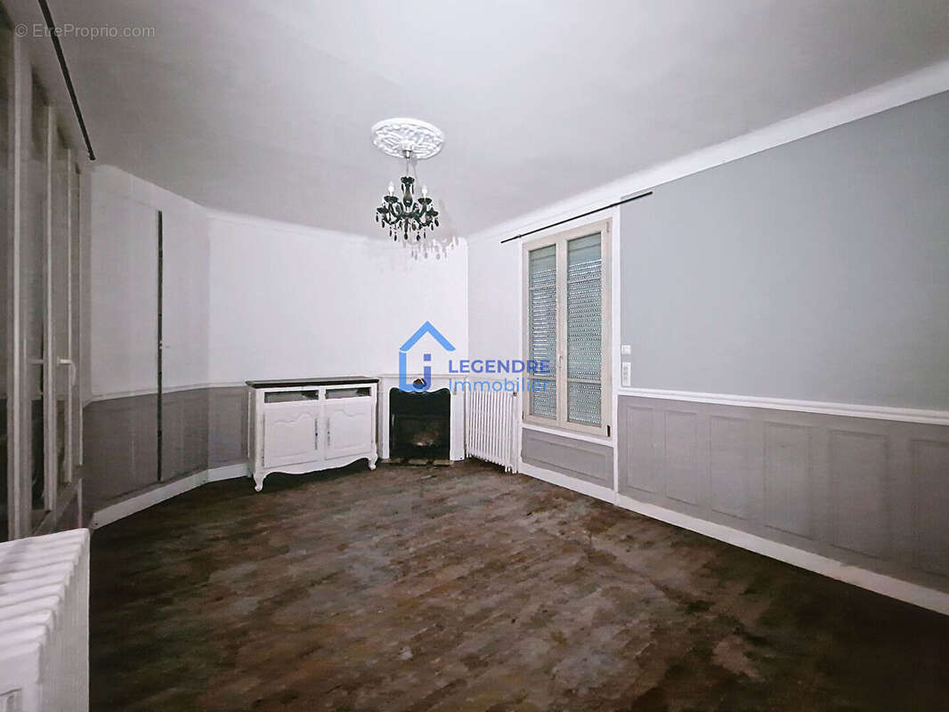 Maison à MONTIGNY-LES-CORMEILLES