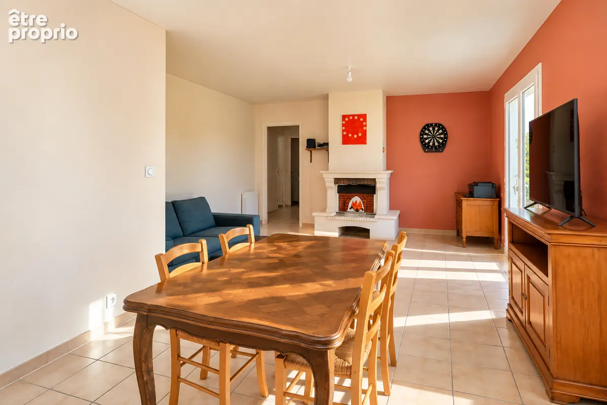 Maison 5 pièces de 105 m² et 27,80 m² de garage économe en énergie - DPE B - Fonbeauzard - photo 2