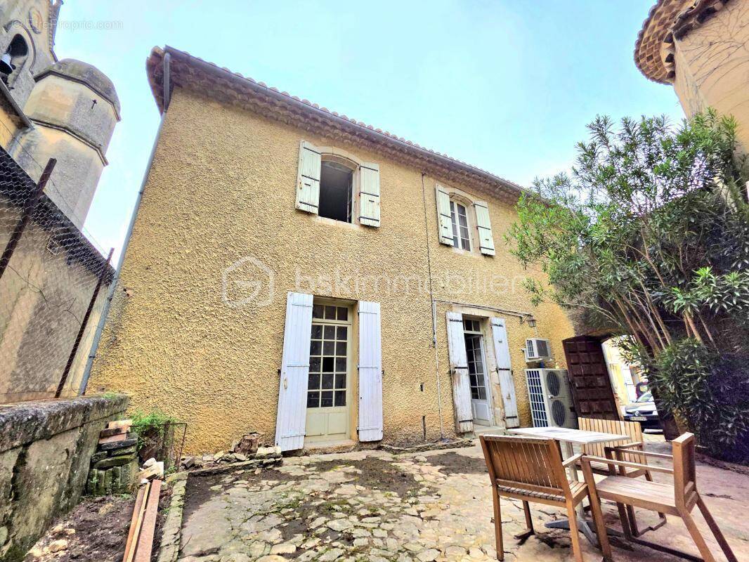 Maison à MONDRAGON