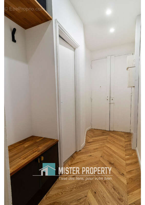Appartement à PARIS-17E