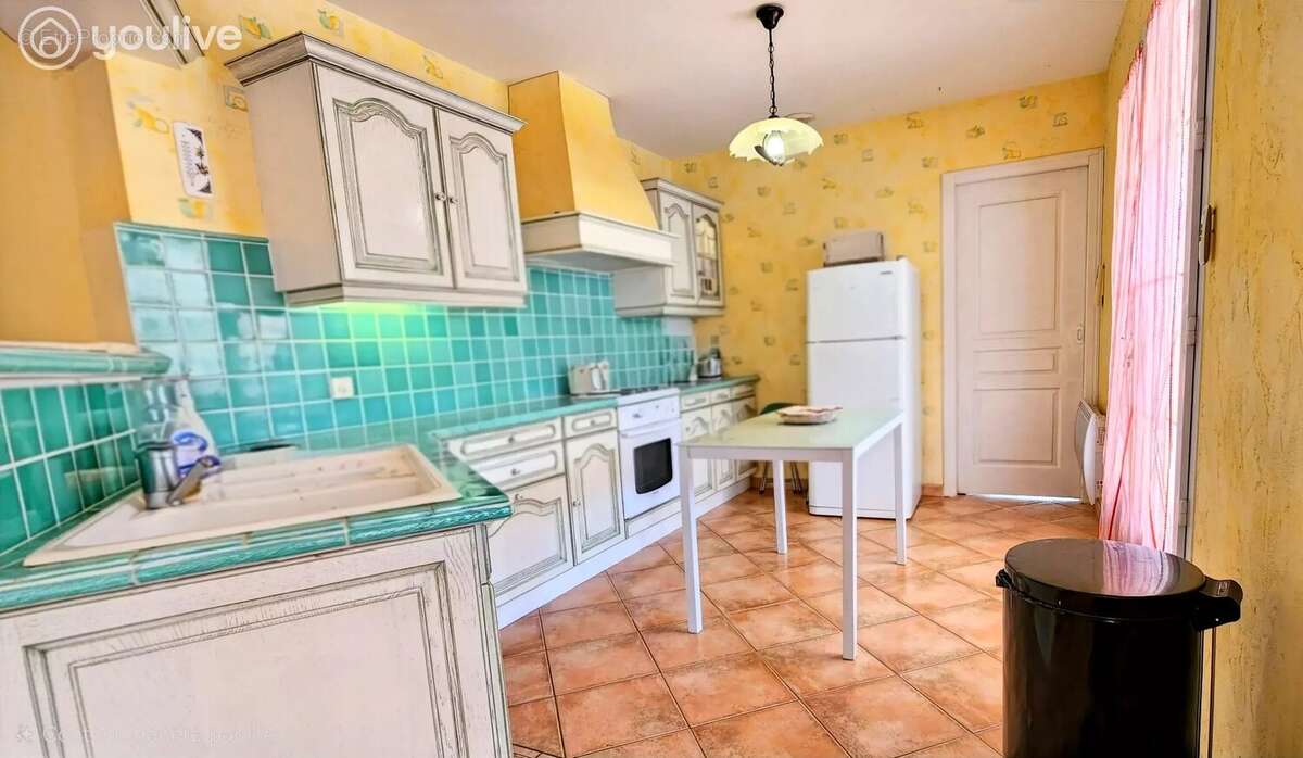 Charmant pavillon plain-pied avec piscine - photo 6