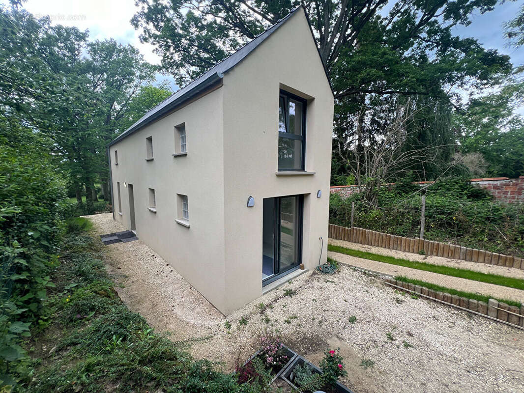 Maison à MONTFORT-L'AMAURY