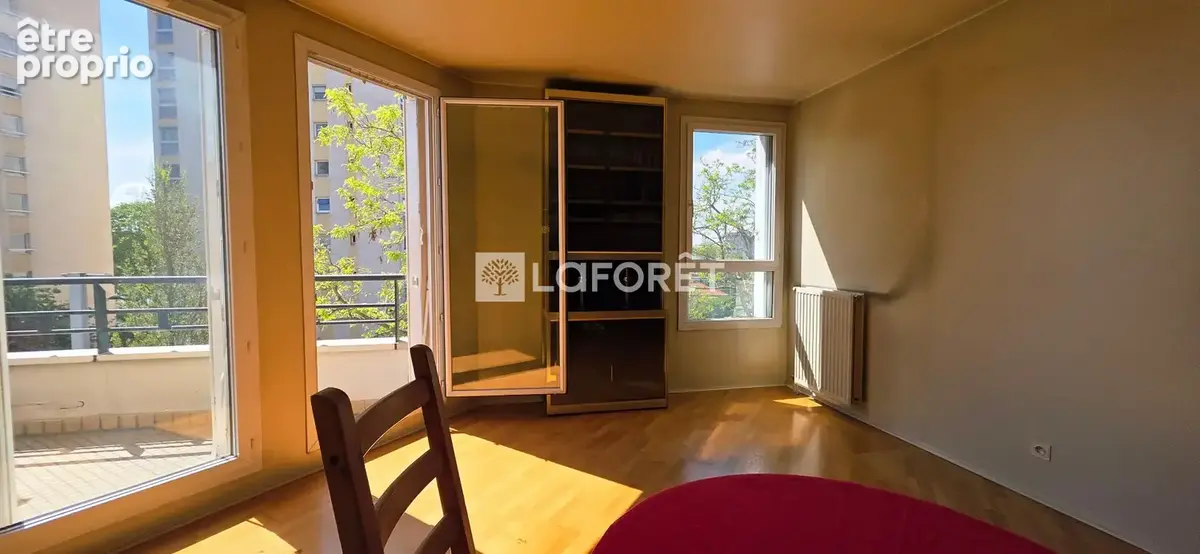 Appartement Saint Denis 4 pièce(s) 75.06m2 - photo 3