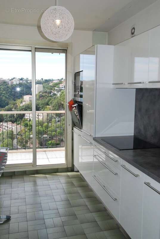 Appartement  - 4 pièces  - 119.0 m² -  890 000 € - À vendre - photo 8