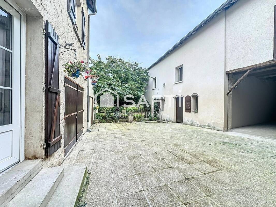 Photo 1 - Maison à MANTES-LA-VILLE