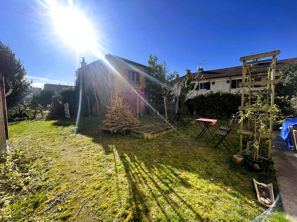 Appartement à VILLARD-BONNOT