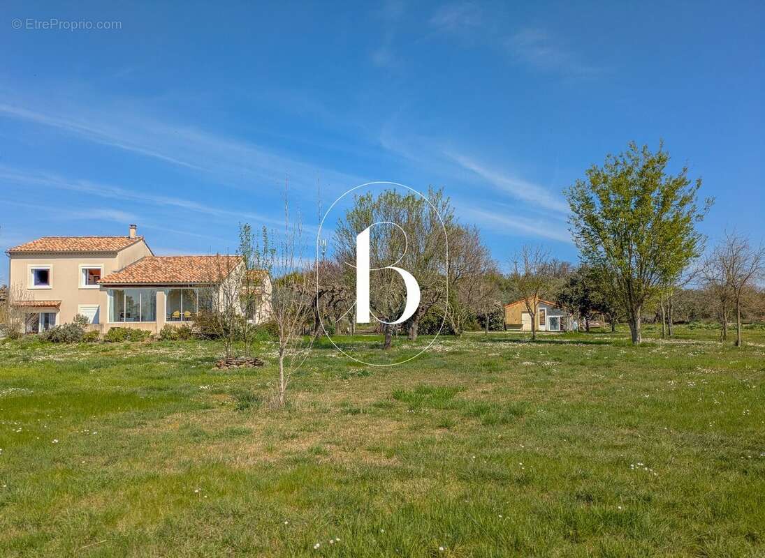 Maison à BARJAC