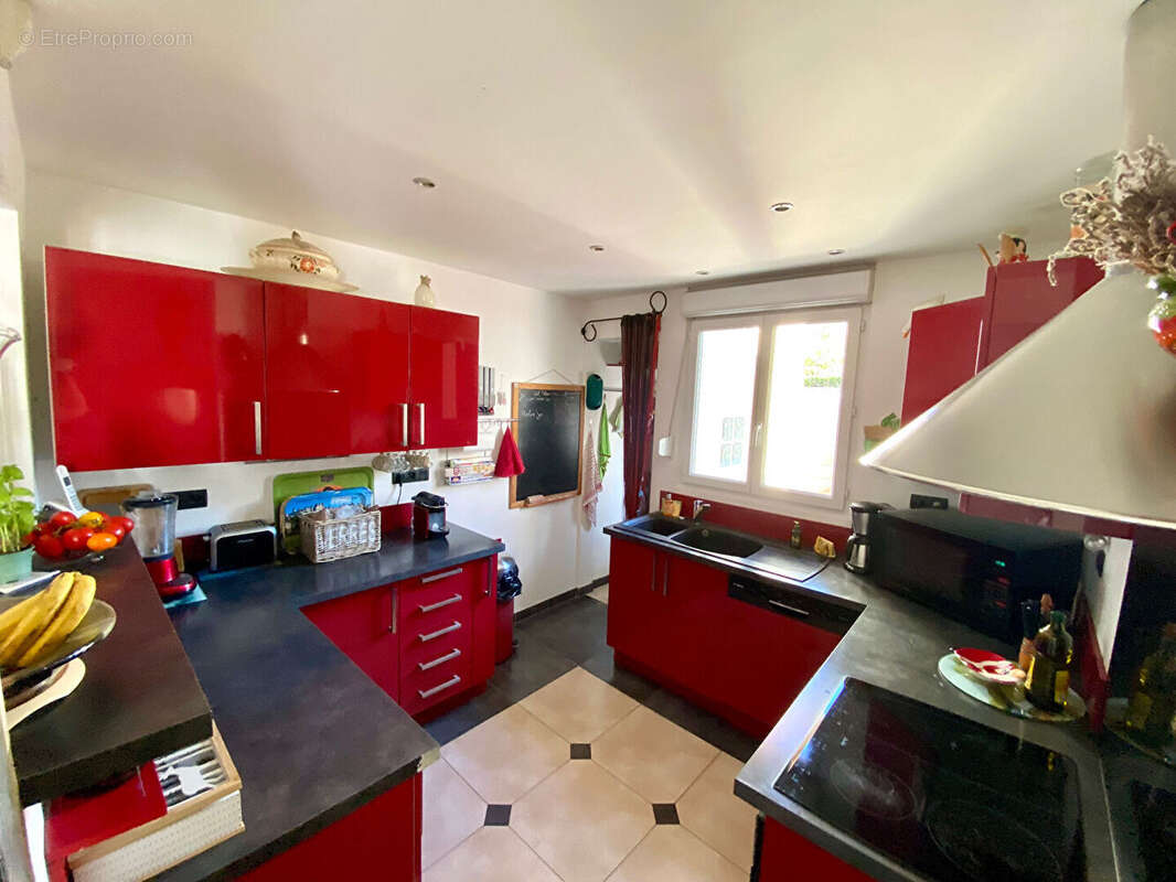 Maison à SARTROUVILLE