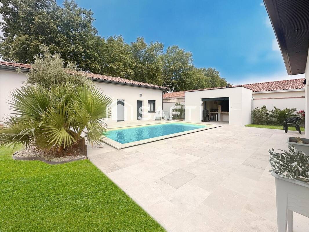 Photo 1 - Maison à NOE