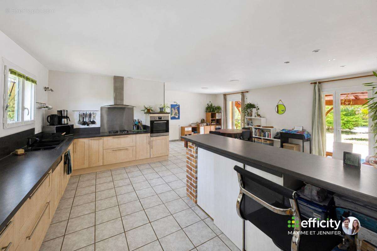 Maison 140 m² à Vielle-Saint-Girons  - photo 3