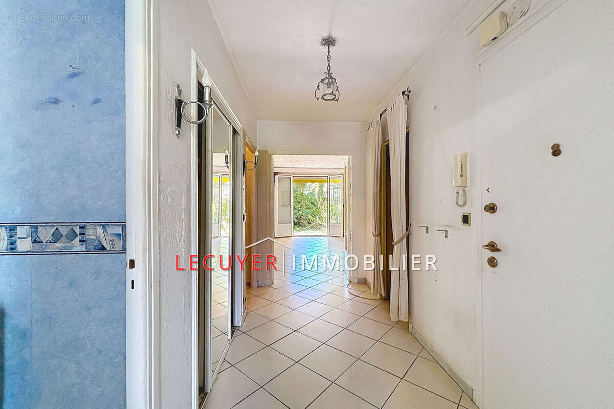 Appartement à ANTIBES
