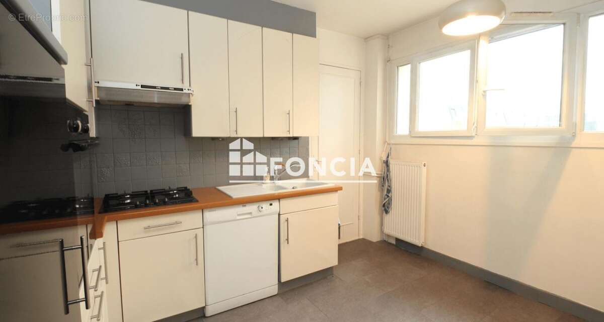 Appartement à CHATENAY-MALABRY