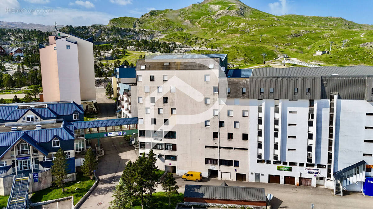 Appartement à ARETTE