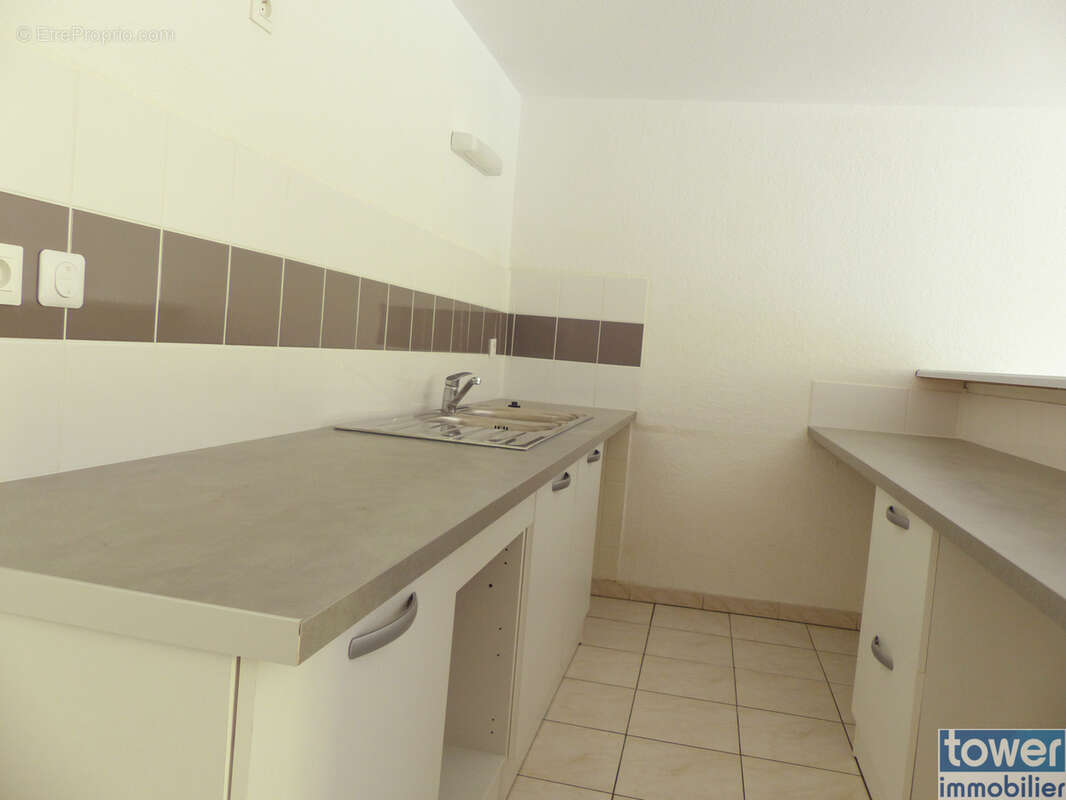 Appartement à LAMALOU-LES-BAINS