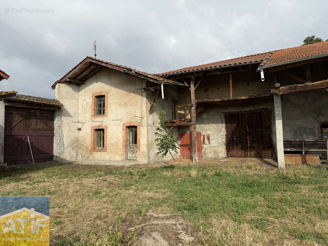 Maison à SAINT-MARTIN-LA-SAUVETE