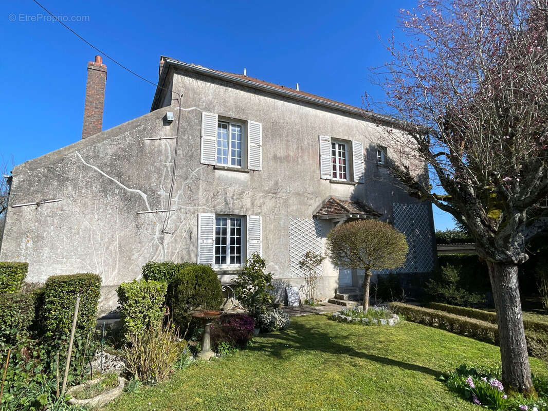 Photo 2 - Maison à LA FERTE-GAUCHER