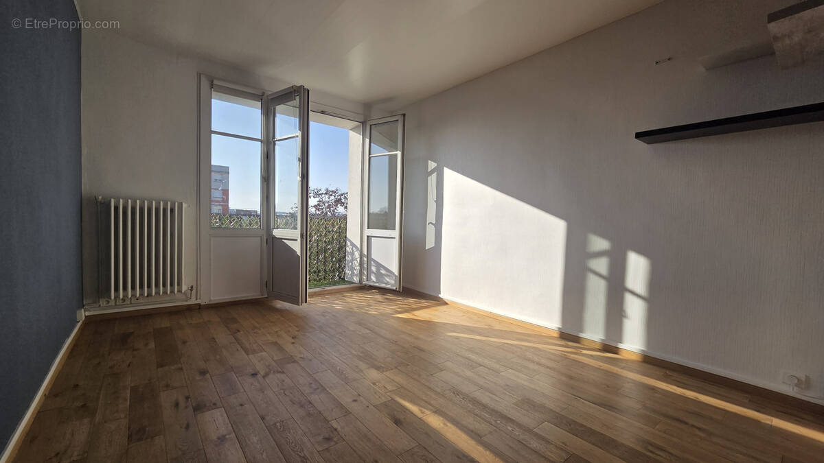Appartement à VITRY-SUR-SEINE