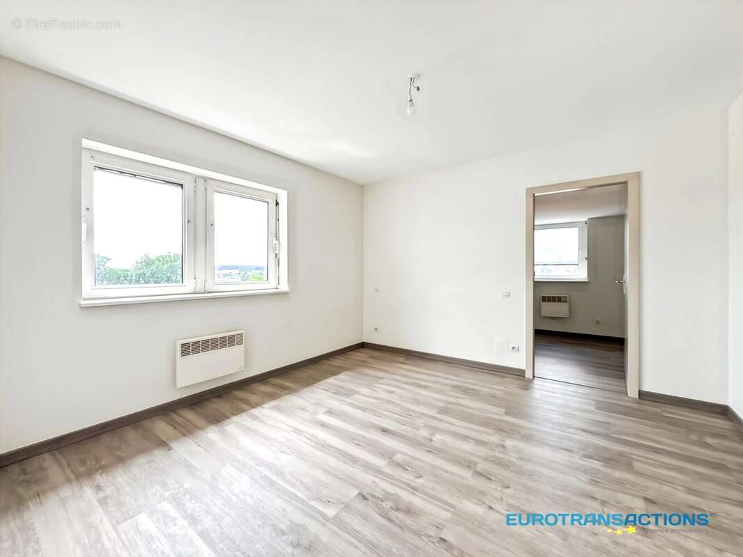 Appartement à NIEDERMODERN