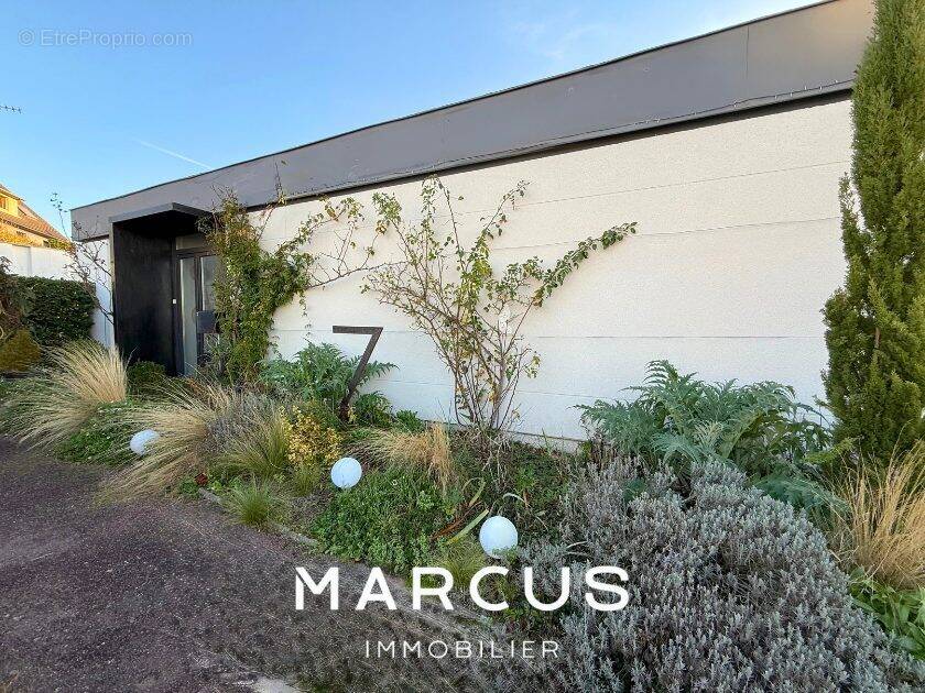 Maison à BRETTEVILLE-SUR-ODON