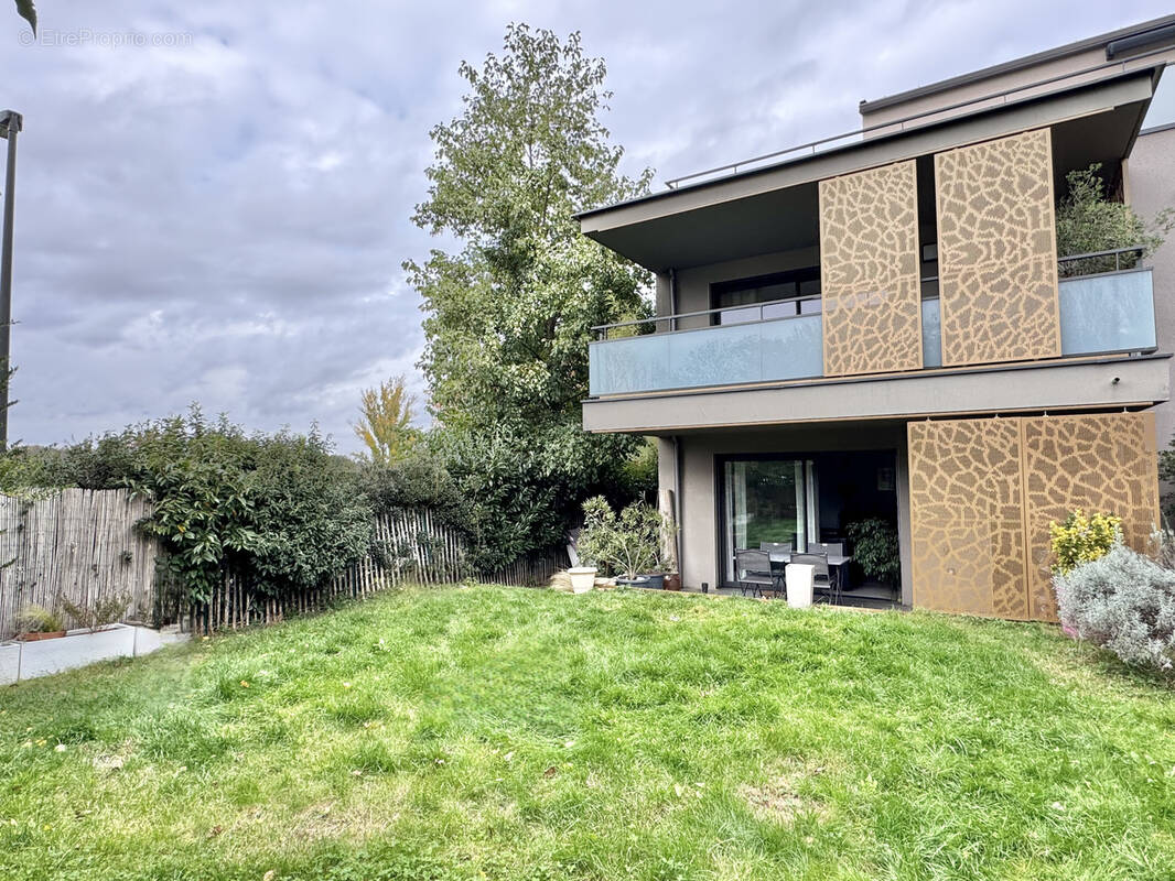 Appartement à TASSIN-LA-DEMI-LUNE